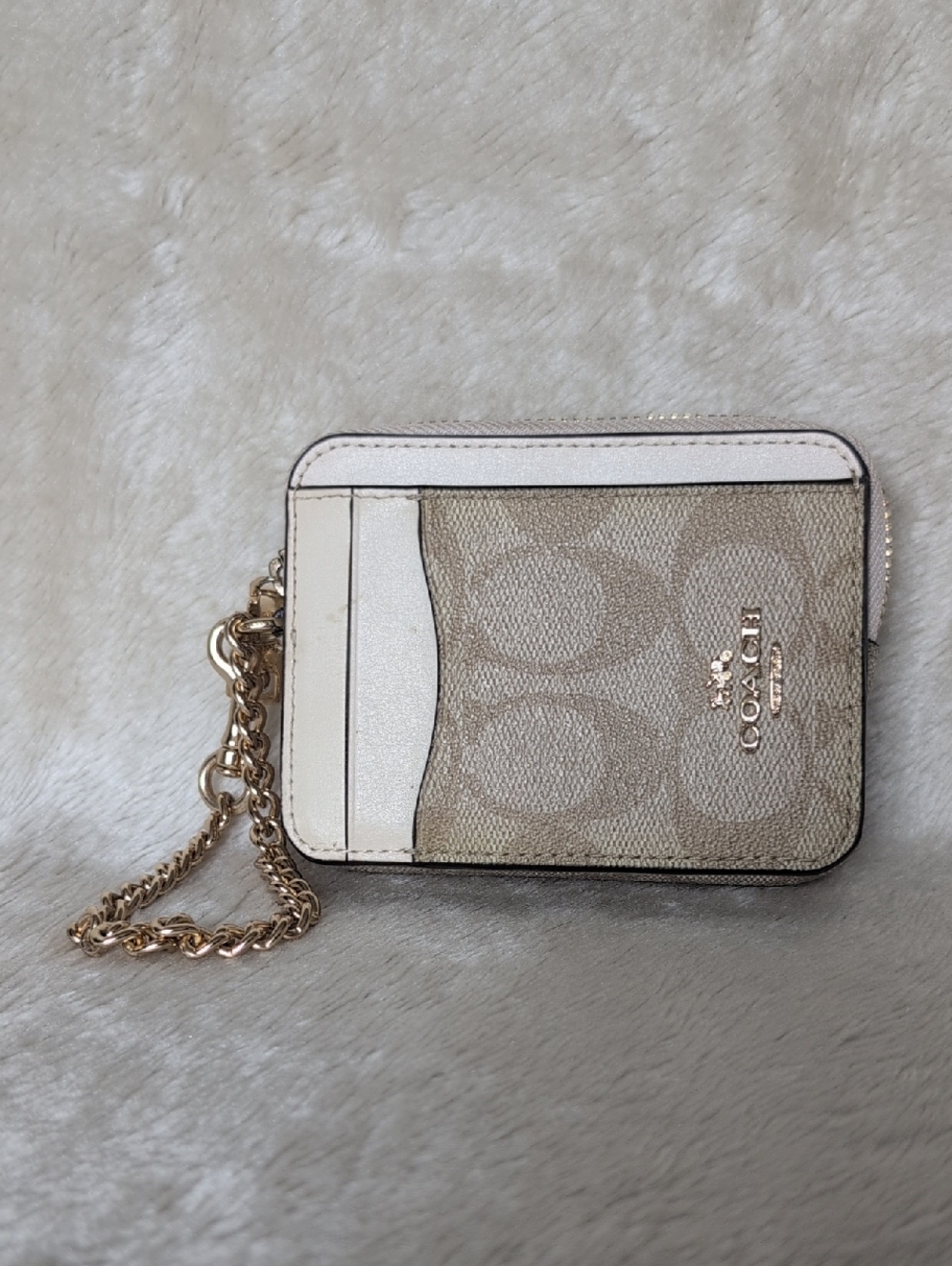 Coach Beige and White Card And Coin Case with Gold Chain